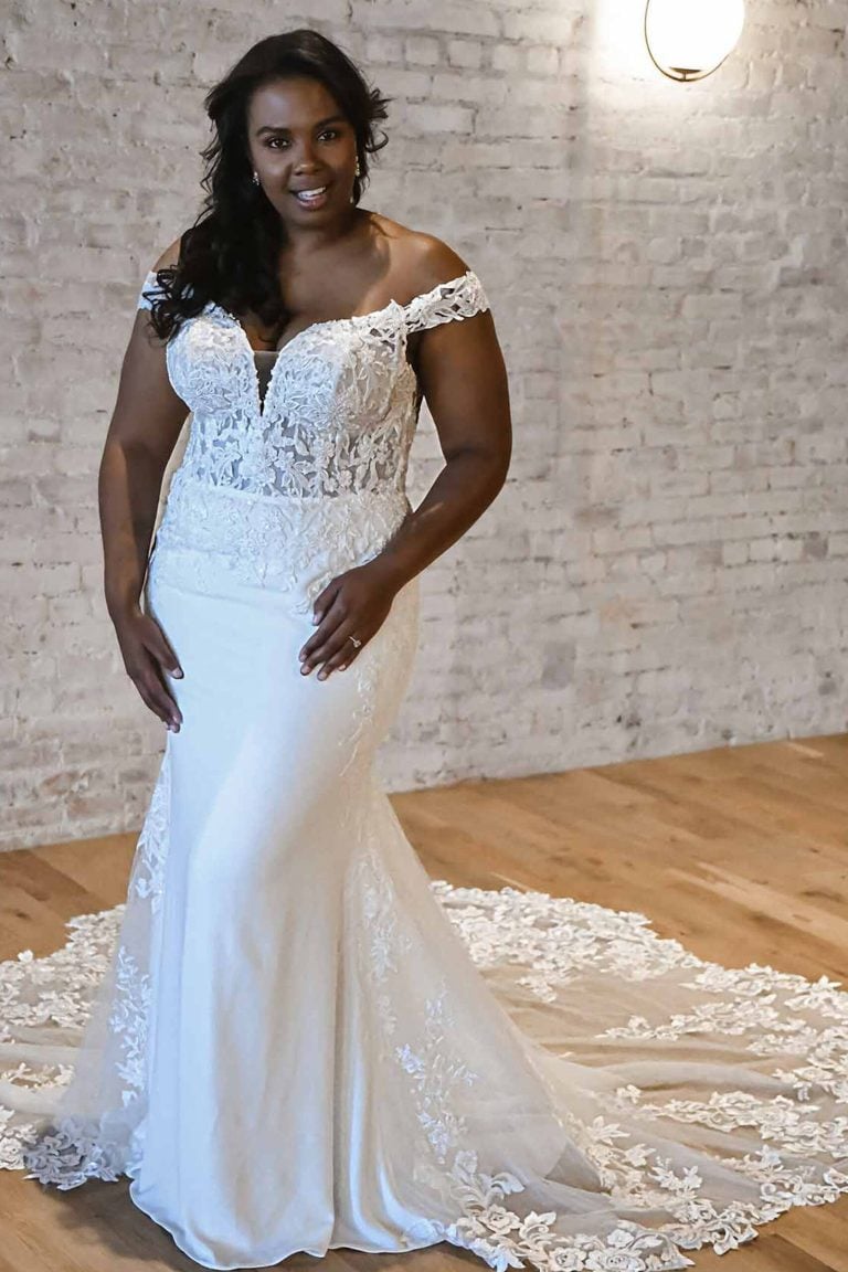 Essense of Australia D3247 Wedding Dress